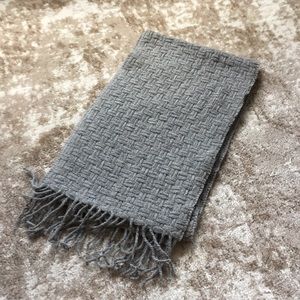 Cashmere scarf